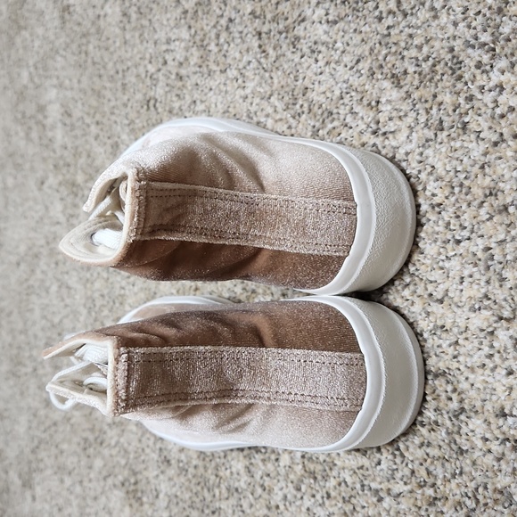 CORKYS Footwear, Size 9 - Picture 6 of 10